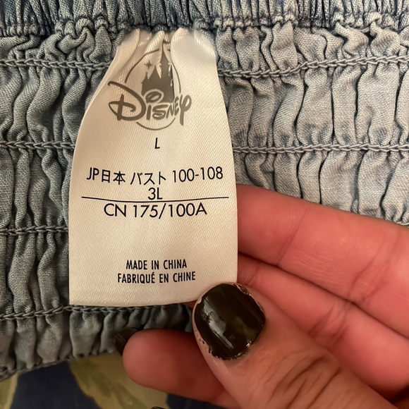 Disney Top - Picture 7 of 8